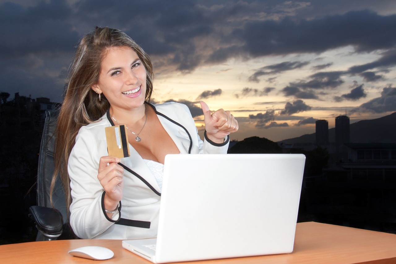 cum aleg un laptop