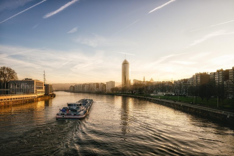 populatia bucurestiului