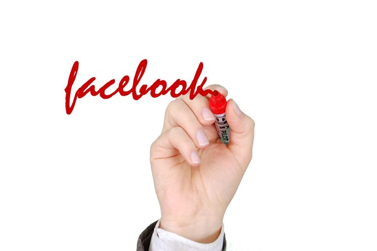 ce inseamna follow pe facebook