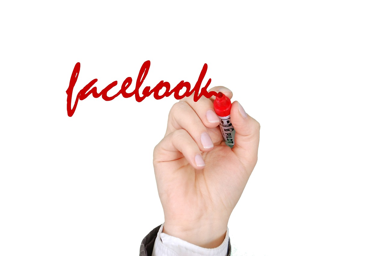 ce inseamna follow pe facebook
